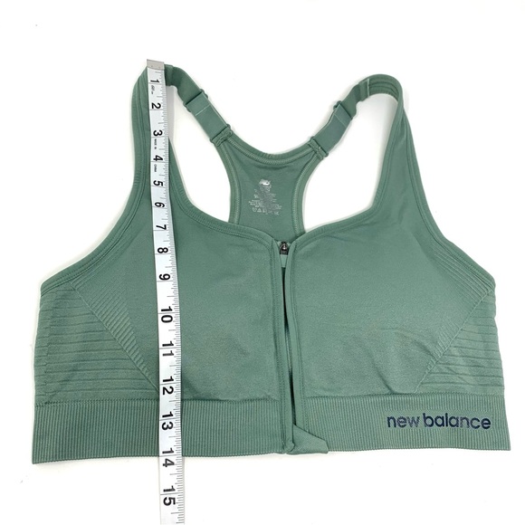 New Balance Seamless Mid Impact Zip-Front Sport Bra Top in Sage Green Size XL - Picture 7 of 10